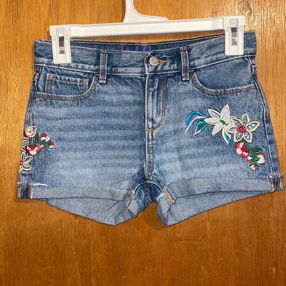 •OLD NAVY•LITTLE GIRLS' MULTI COLORED FLORAL EMBROIDERED DEMIN SHORTS SIZE 12 - Picture 7 of 8